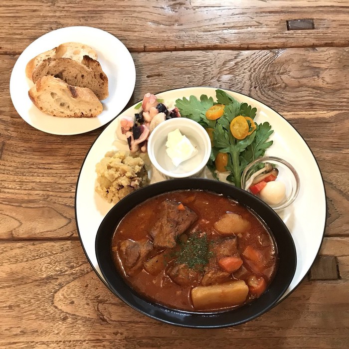千駄木カフェ・ケープルヴィルの1月のメインのお料理はボルシチ。